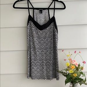 H&M black and white tank top